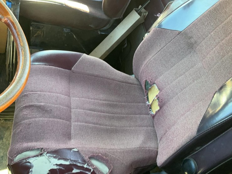 1999-kenworth-t800b-image-24