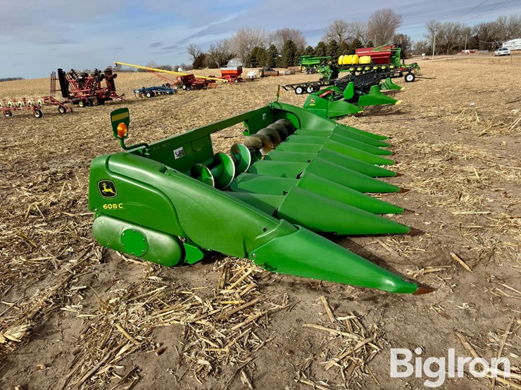 2008-john-deere-608c-image-4