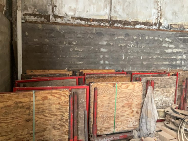 #236-•-lumber-racks-image-2