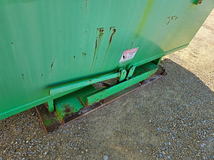 #714-•-5-yard-self-tipping-dumpster-image-11