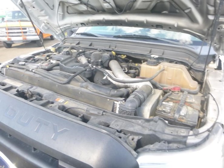 2012-ford-f550-image-16