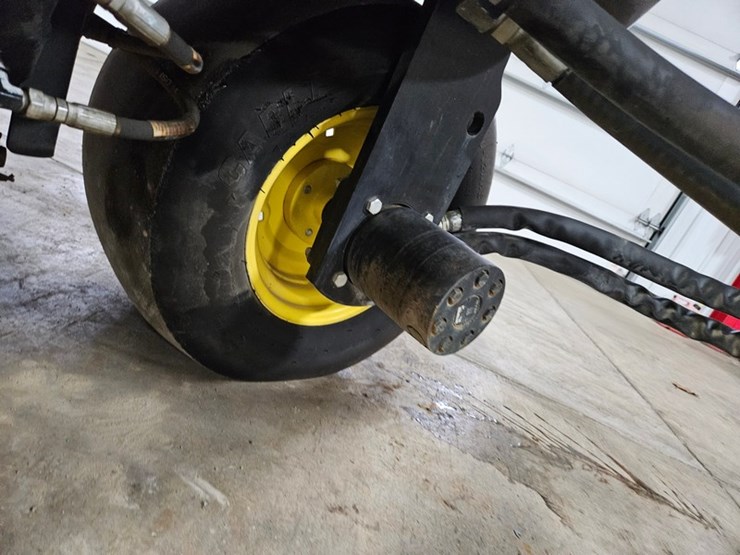 john-deere-8000-image-24