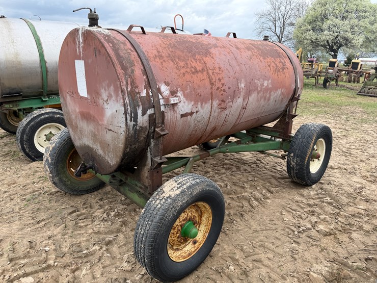 #41260-•-~600-gallon-fuel-wagon-image-3