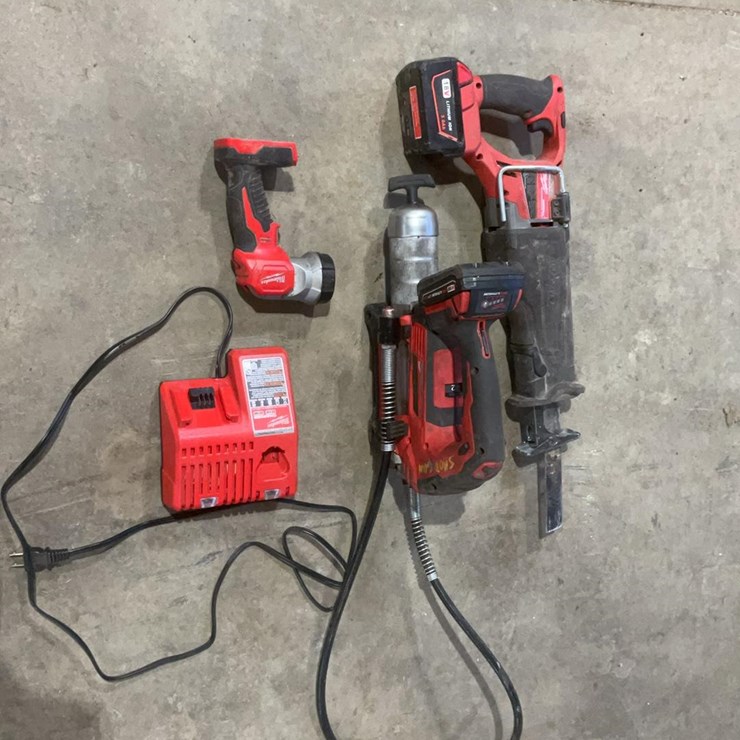 #110 • Milwaukee Cordless Tools
