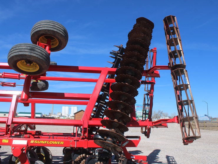 #1030-•-sunflower-6631-vt-soil-finisher-image-33