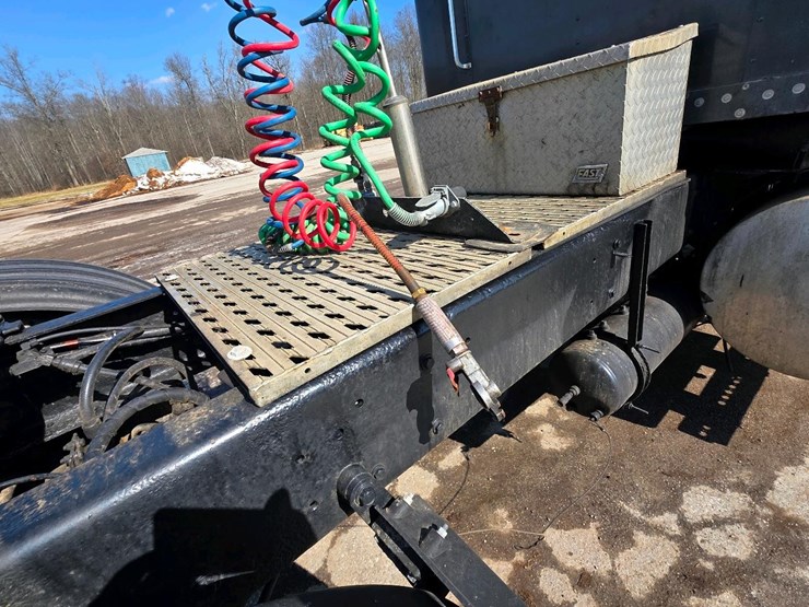 1993-kenworth-t800b-image-41