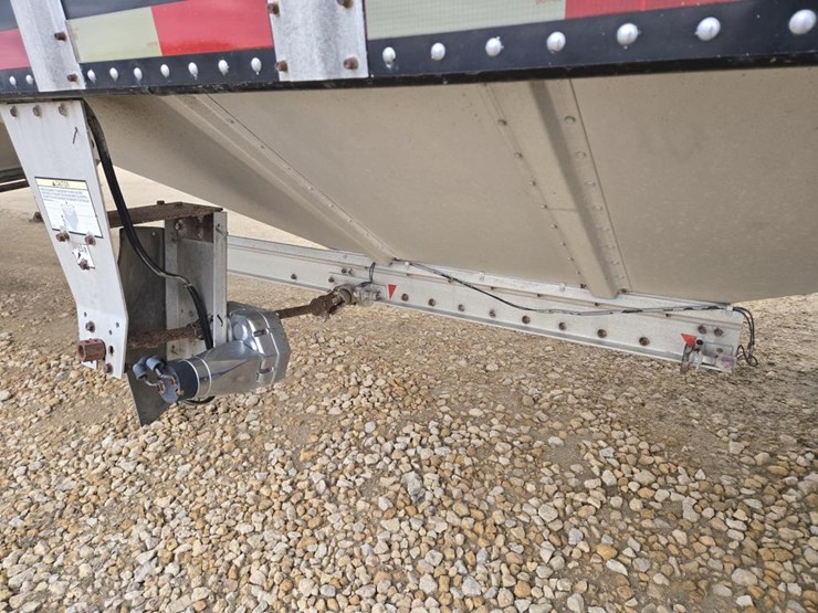 2004-merritt-grain-hopper-image-21