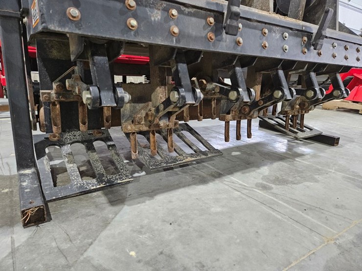 #713-•-john-deere-aercore-3pt-aerator-image-18