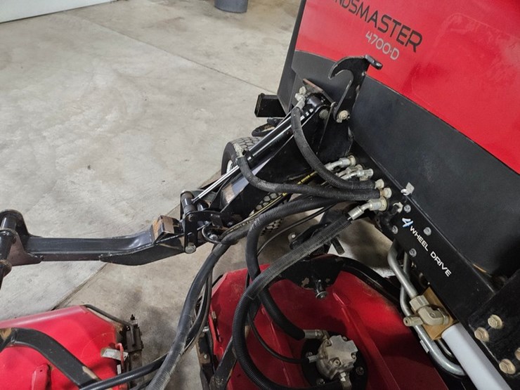 toro-groundsmaster-4700d-image-10