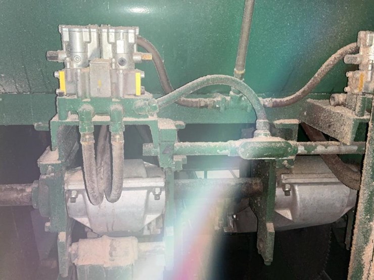 #228-•-2002-salem-drop-saw-trimmer-image-31