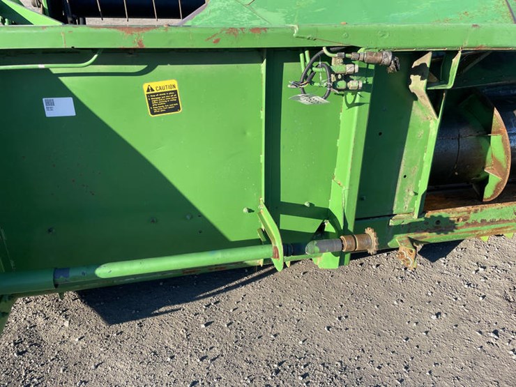 john-deere-216-image-9