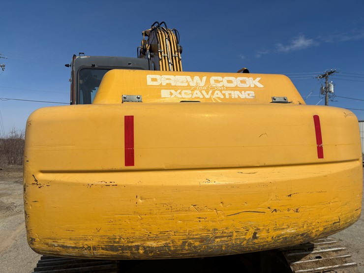 deere-160c-lc-image-15