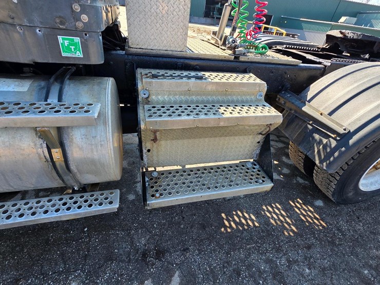 1993-kenworth-t800b-image-37