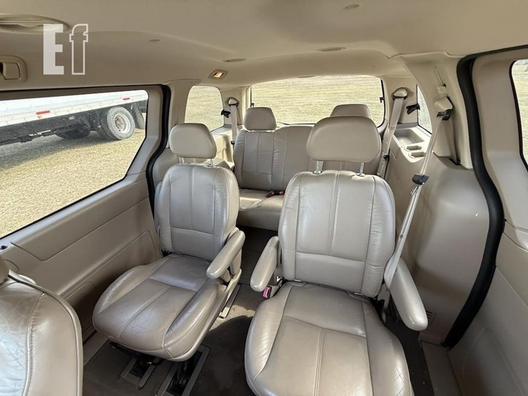 2000-ford-windstar-image-8