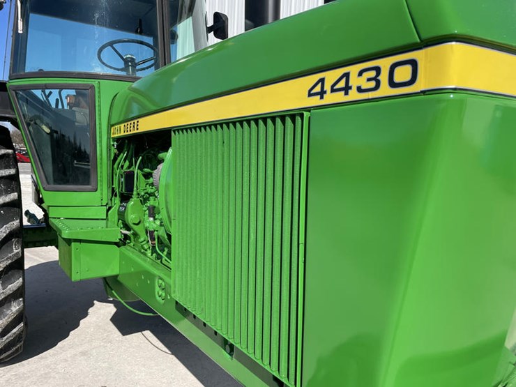 1974-john-deere-4430-image-35