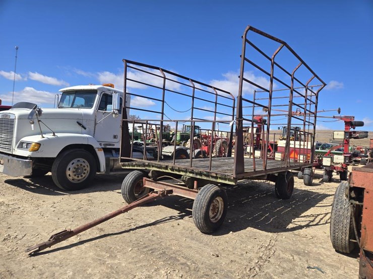 #213-•-kicker-rack-image-1