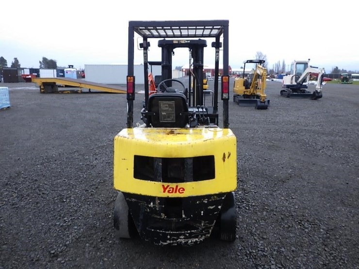 yale-gp050tgnuae084-forklift-image-6