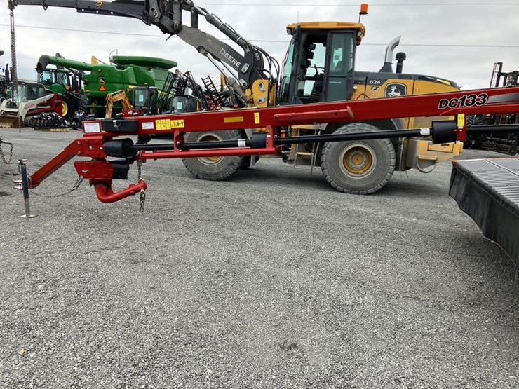 2018-case-ih-dc133-image-13