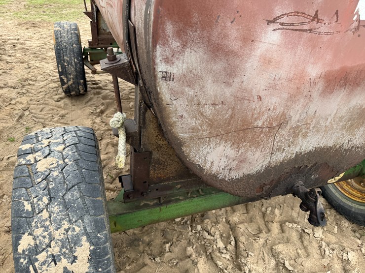 #41260-•-~600-gallon-fuel-wagon-image-18