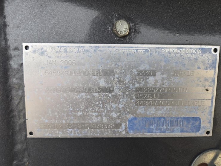 #73-•-2005-featherlite-gooseneck-livestock-trailer-image-3