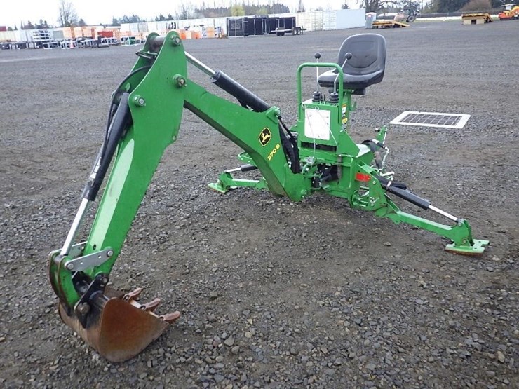 john-deere-7-image-1