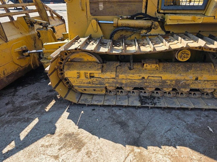 2007-caterpillar-d5g-image-46