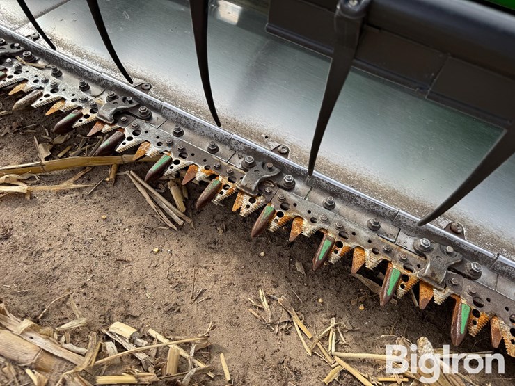 2017-john-deere-630f-image-18