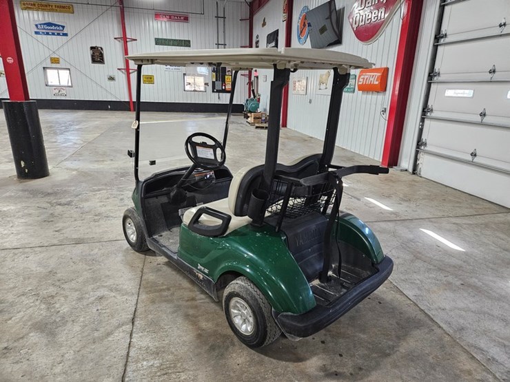 #677-•-yamaha-gas-golf-cart-image-3