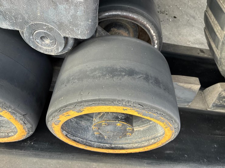 challenger-75c-image-40