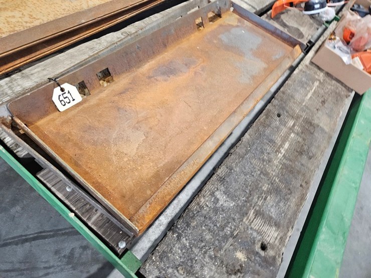 #651-•-(2)-weldable-face-plates-image-3