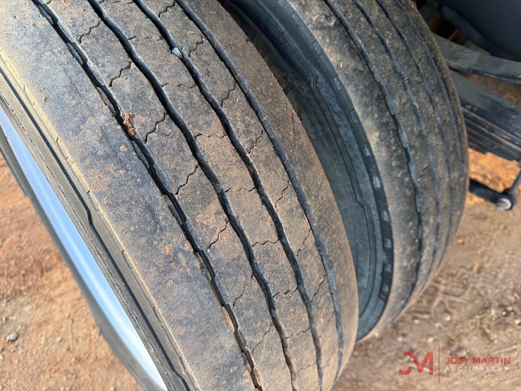 2019-ford-f550-xl-image-15