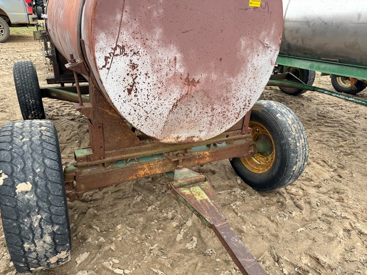 #41260-•-~600-gallon-fuel-wagon-image-29