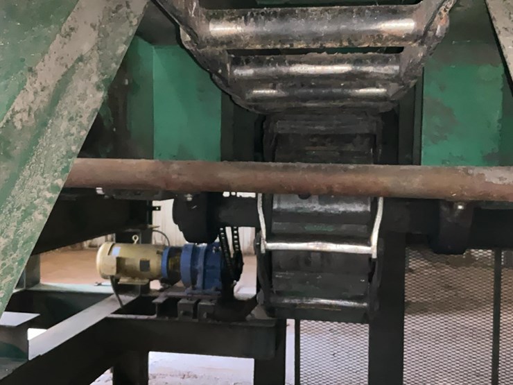 #157-•-salem-log-trough-image-27