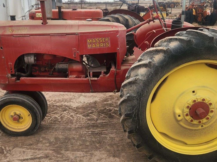 massey-ferguson-101-image-1