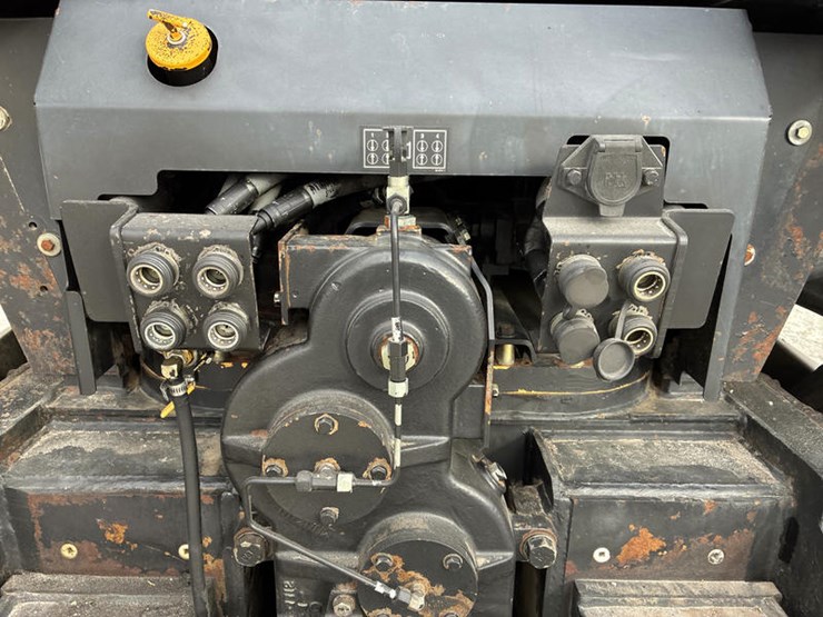 challenger-75c-image-23