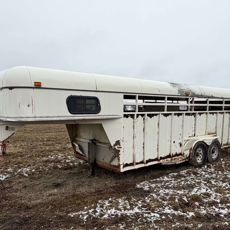 1990 HWORL Horse Trailer