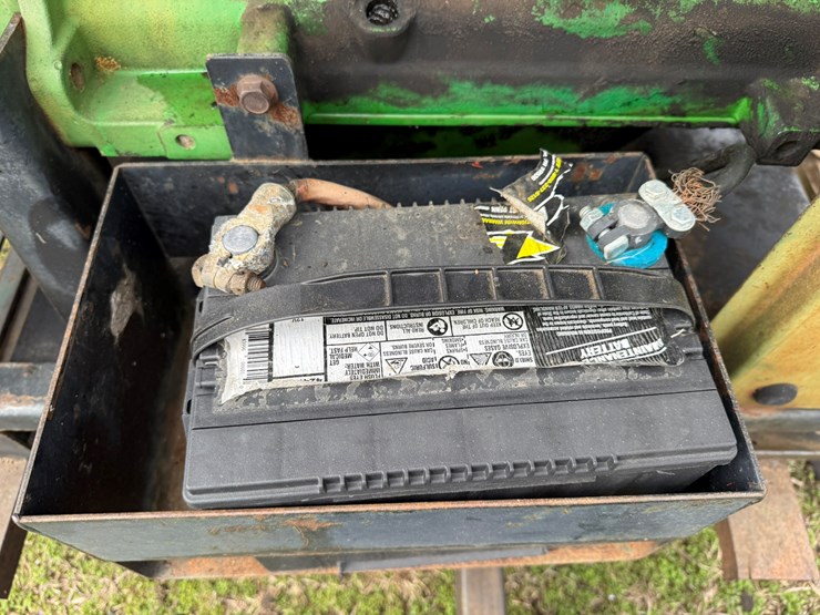 #41833-•-john-deere-4t100-4-cyl-power-unit-w/-trailer-image-14