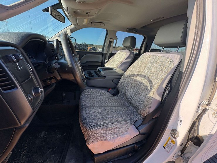 2019-gmc-2500-image-15