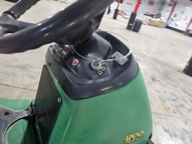 john-deere-1200-image-21