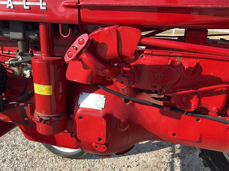 farmall-130-image-56