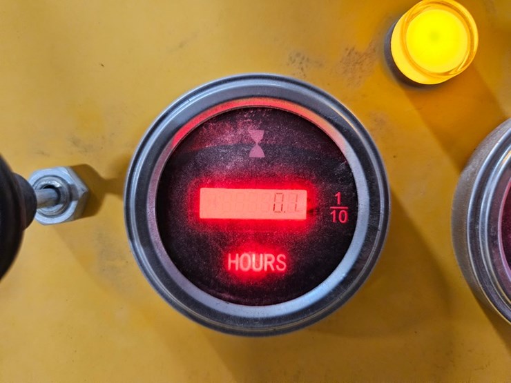 #691-•-2026-zjg-zj380-mini-skid-steer-image-21