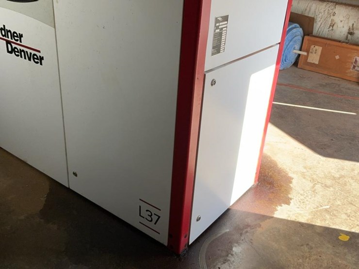 #267-•-gardner-denver-air-compressor-image-2