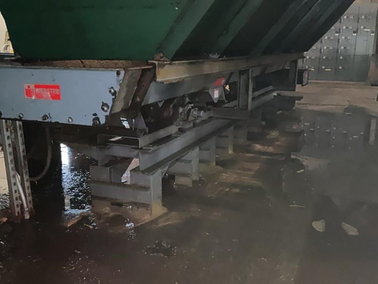 #233-•-webster-vibrating-conveyor-image-1