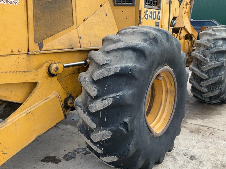 1997-deere-540g-image-33