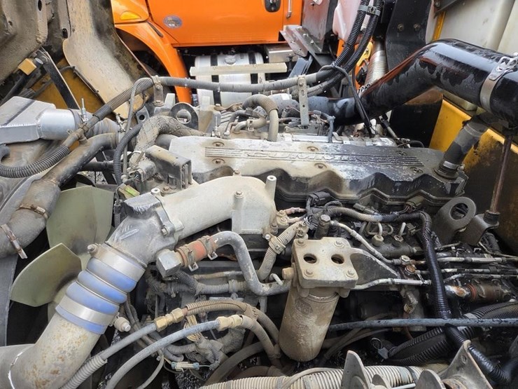 2005-elgin-sc-8000-s/a-street-sweeper-image-51