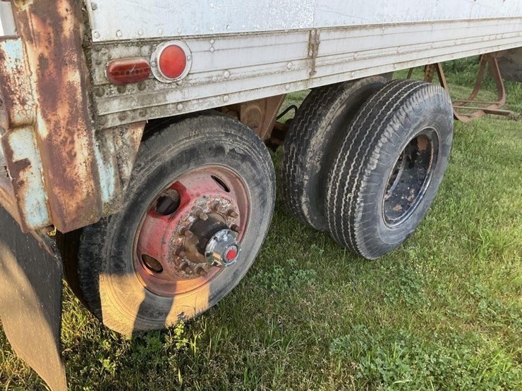 utility-40’-van-image-8