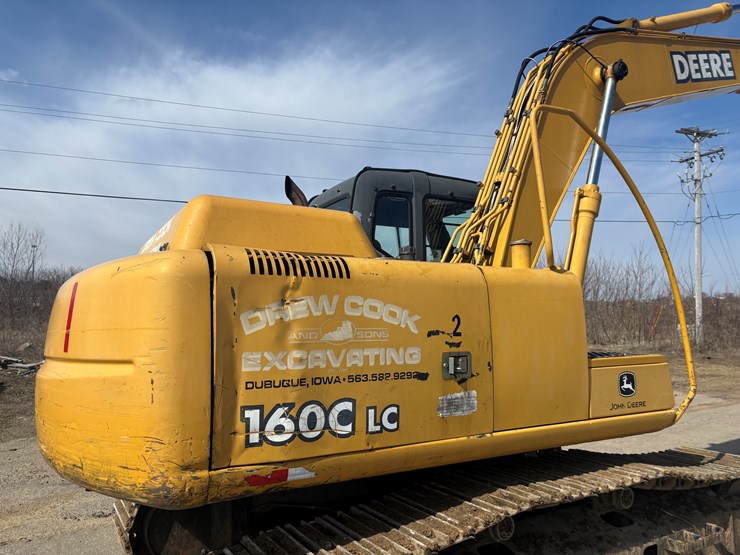 deere-160c-lc-image-16