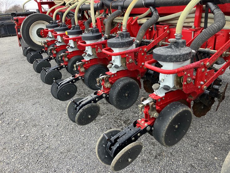 massey-ferguson-8800-image-9