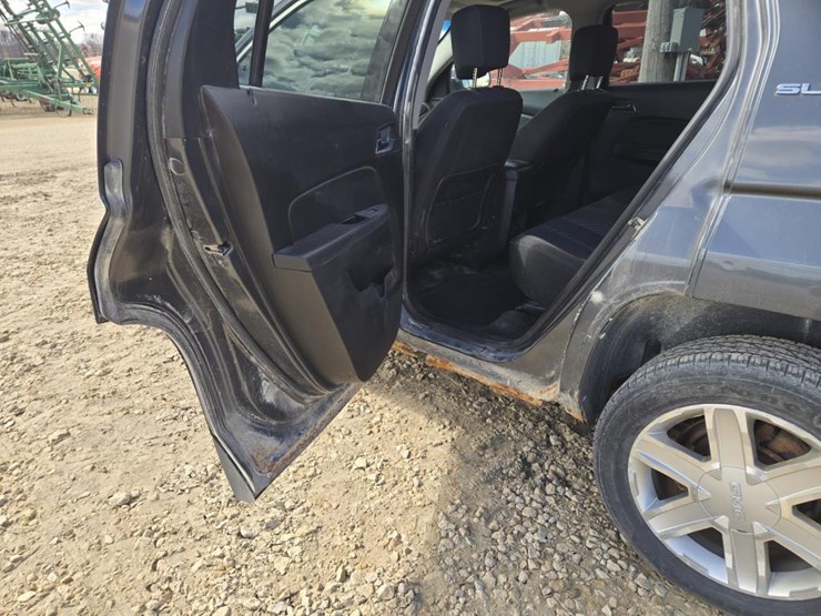 2011-gmc-terrain-sle-image-14