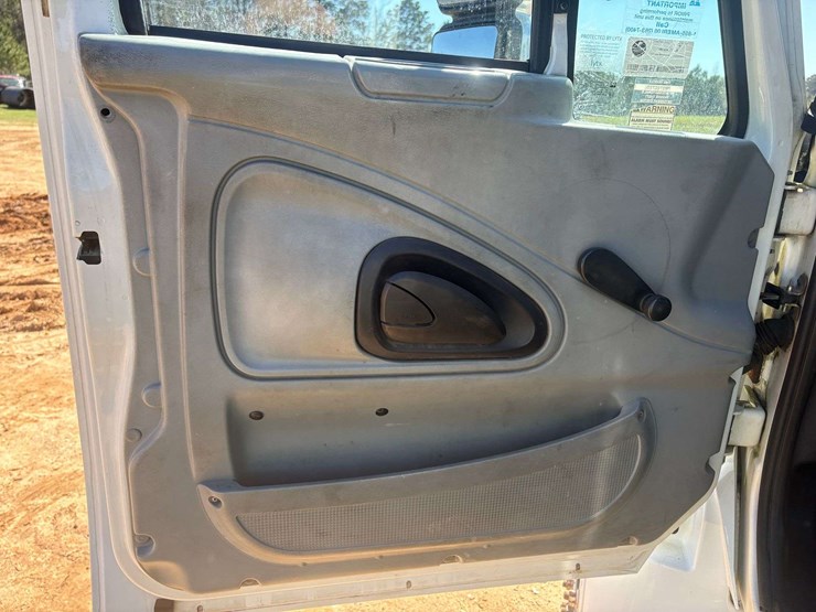 2007-international-durastar-4300-image-14